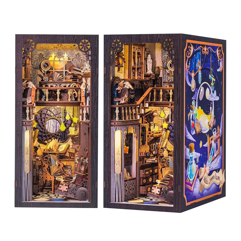 810101581045 - 2.webp