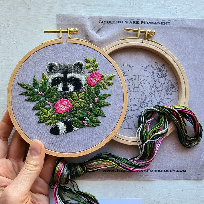 Raccoon Intermediate Embroidery Kit **ND**